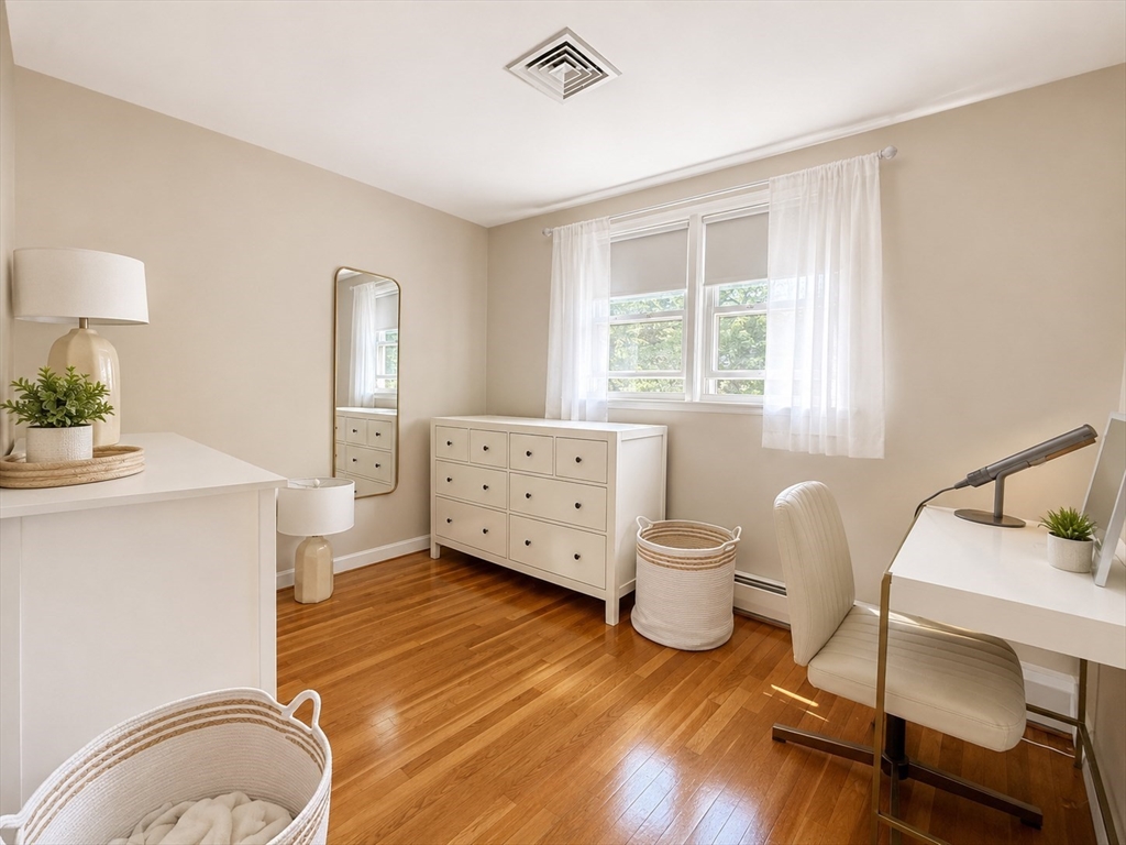 12 Seneca Road Woburn, MA 01801 - Photo 13 of 29