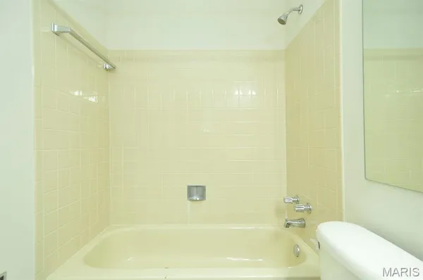 $169,900 | 1034 Alpine Ridge Drive, Unit G5, Ballwin, MO 63021