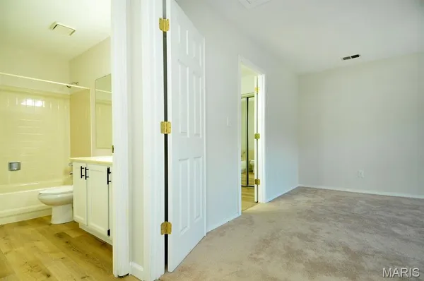 $169,900 | 1034 Alpine Ridge Drive, Unit G5, Ballwin, MO 63021