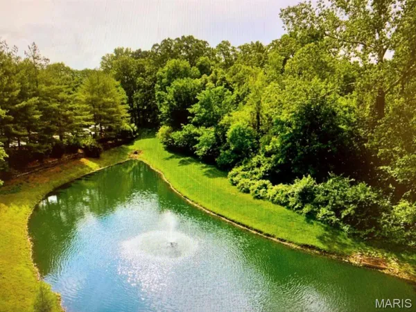 $169,900 | 1034 Alpine Ridge Drive, Unit G5, Ballwin, MO 63021