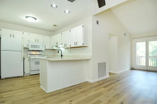 $169,900 | 1034 Alpine Ridge Drive, Unit G5, Ballwin, MO 63021