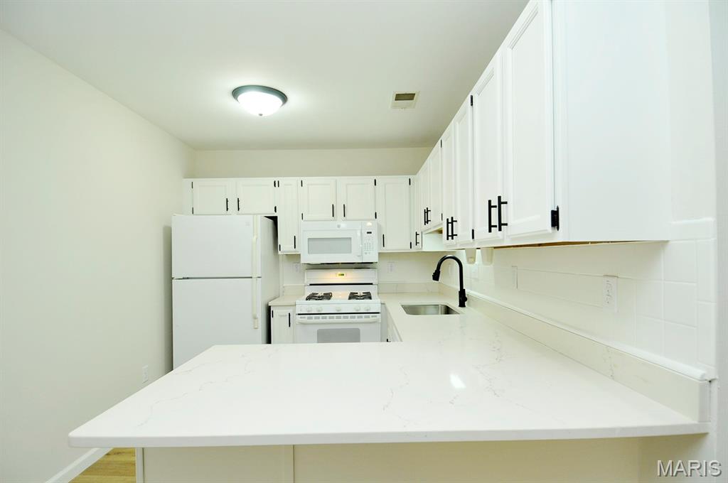 1034 Alpine Ridge Drive, Unit G5 Ballwin, MO 63021 - Photo 10 of 46