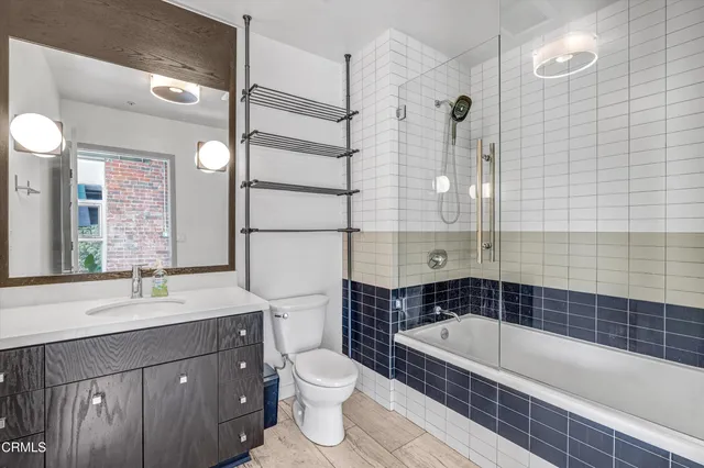 a view of a storage & utility room