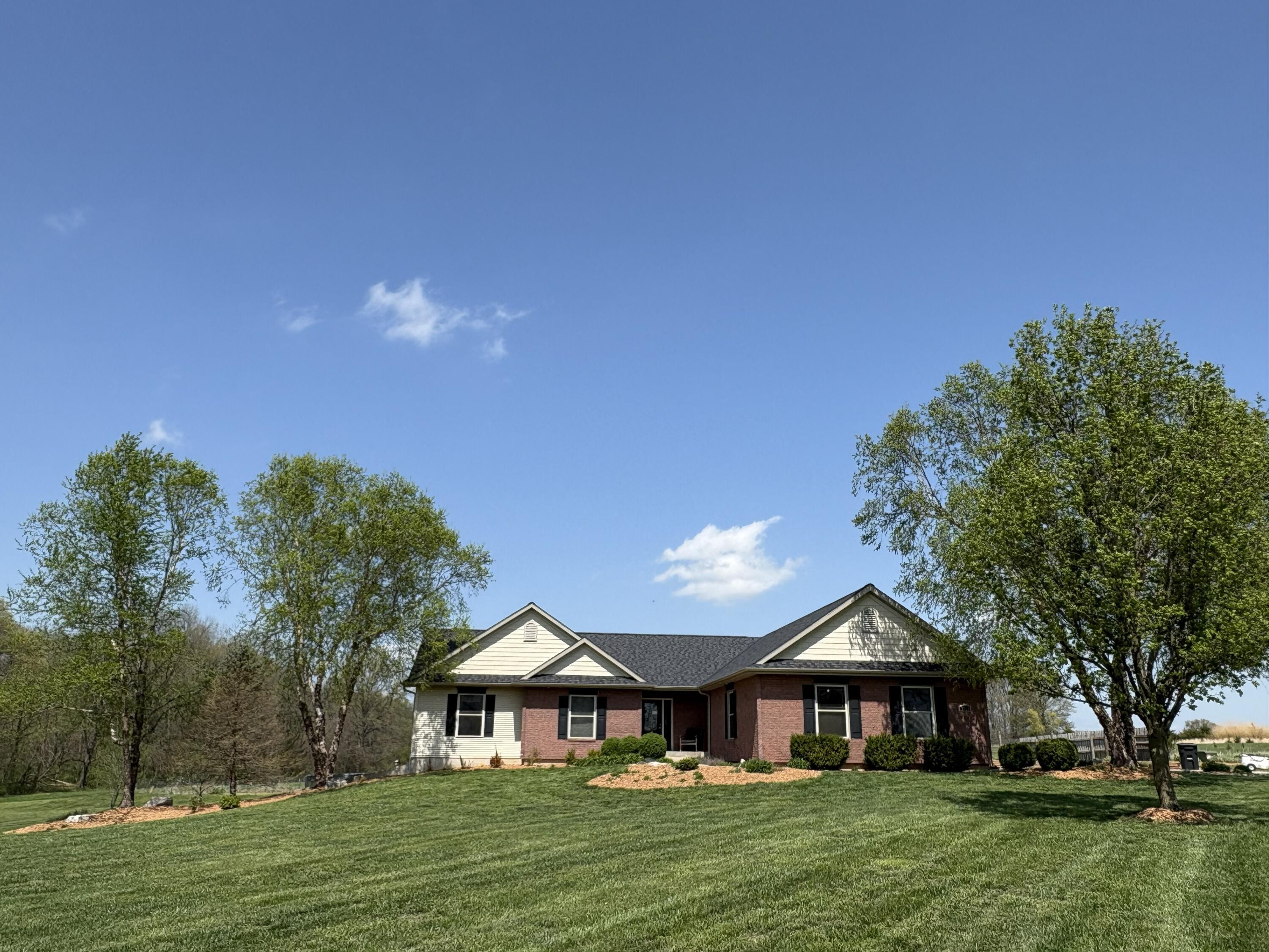9325 East St Charles Road Columbia, MO 65202 - Photo 1 of 42 Gallery Image 1