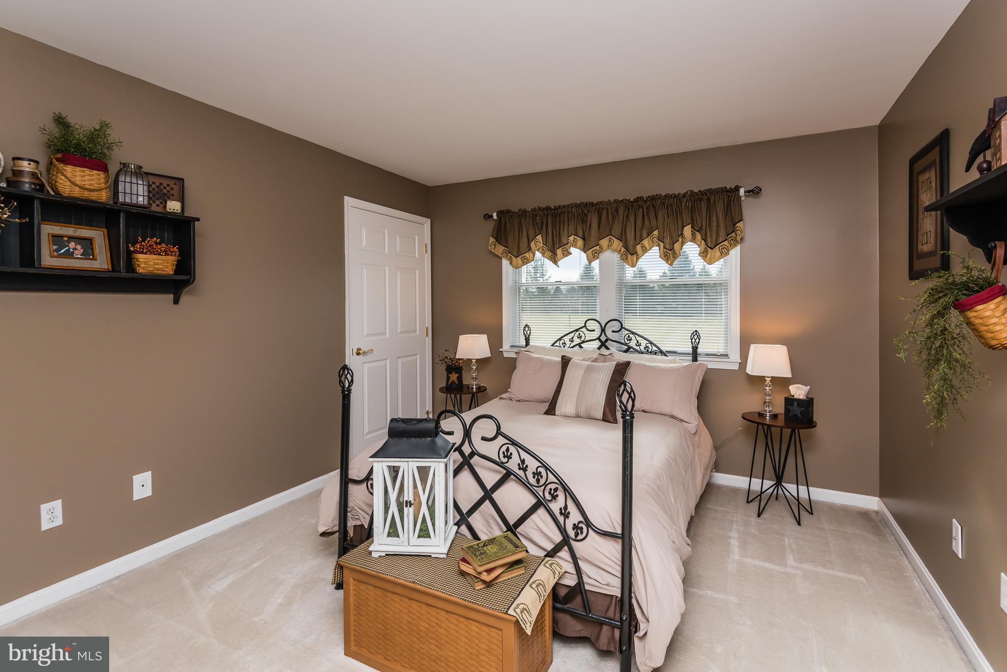826 Burnt House Road Carlisle, PA 17015 - Photo 17 of 20 Gallery Image 17