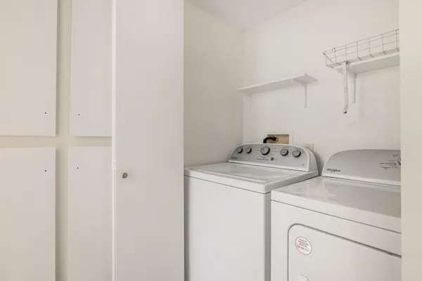 $259,000 | 400 North Sunrise Way, Unit 136, Palm Springs, CA 92262
