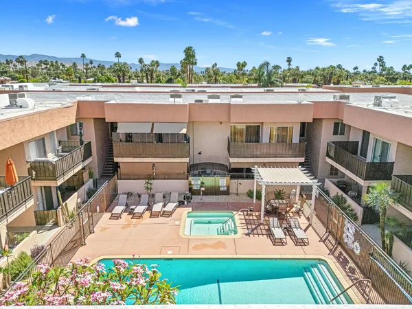 $259,000 | 400 North Sunrise Way, Unit 136, Palm Springs, CA 92262