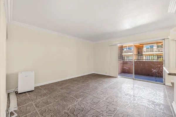 $259,000 | 400 North Sunrise Way, Unit 136, Palm Springs, CA 92262