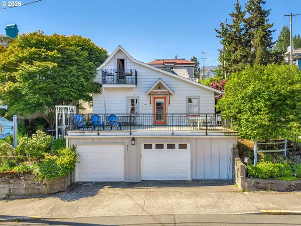 $499,000 | 817 Exchange Street, Astoria, OR 97103