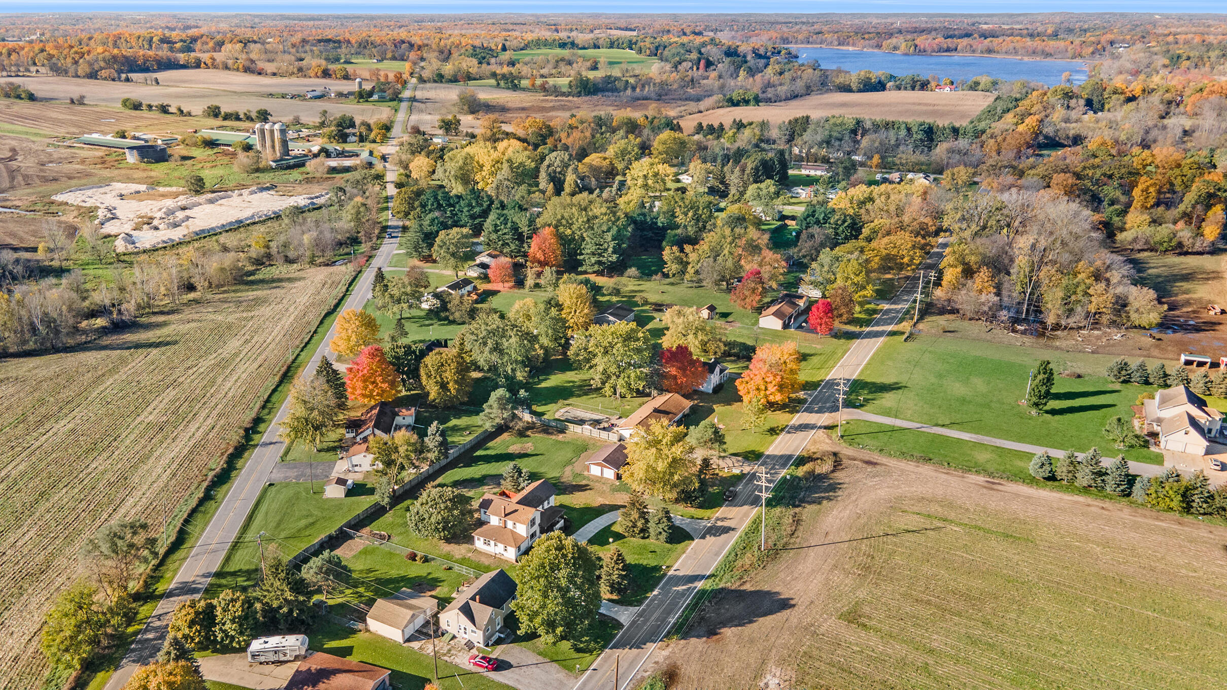 8433 South Stoney Lake Road Jackson, MI 49201 - Photo 45 of 47 DJI_0389
