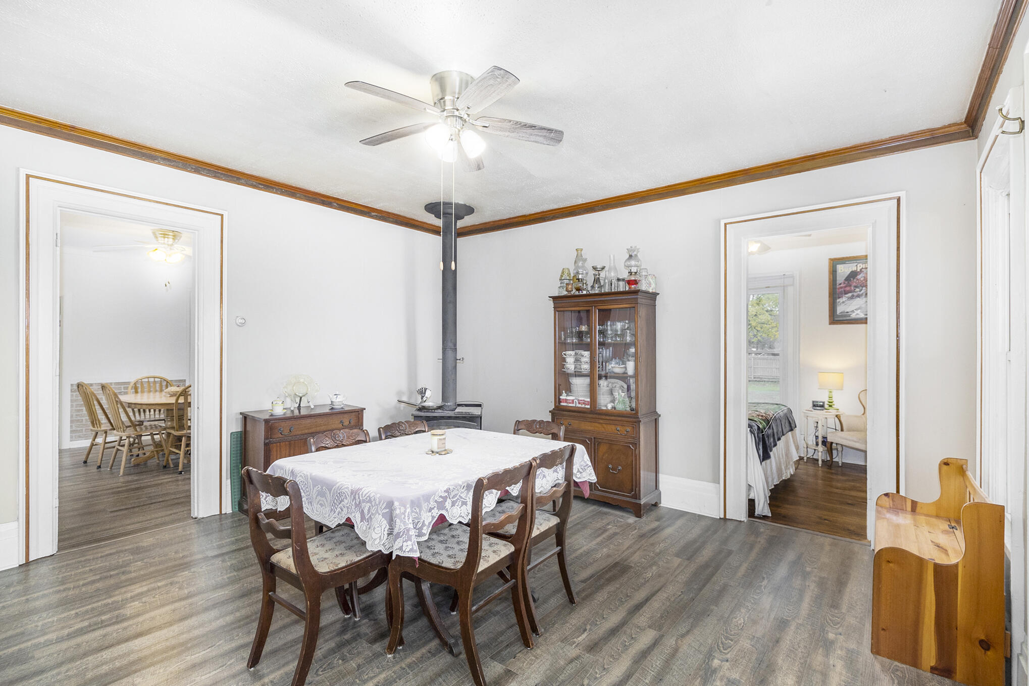 8433 South Stoney Lake Road Jackson, MI 49201 - Photo 5 of 47 29