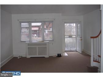 254 Sanford Road Upper Darby, PA 19082 - Photo 3 of 12 Living Room