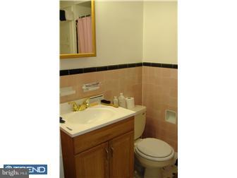 254 Sanford Road Upper Darby, PA 19082 - Photo 8 of 12 Bathroom