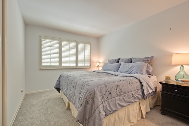966 West Deerpath Road Lake Forest, IL 60045 - Photo 19 of 23