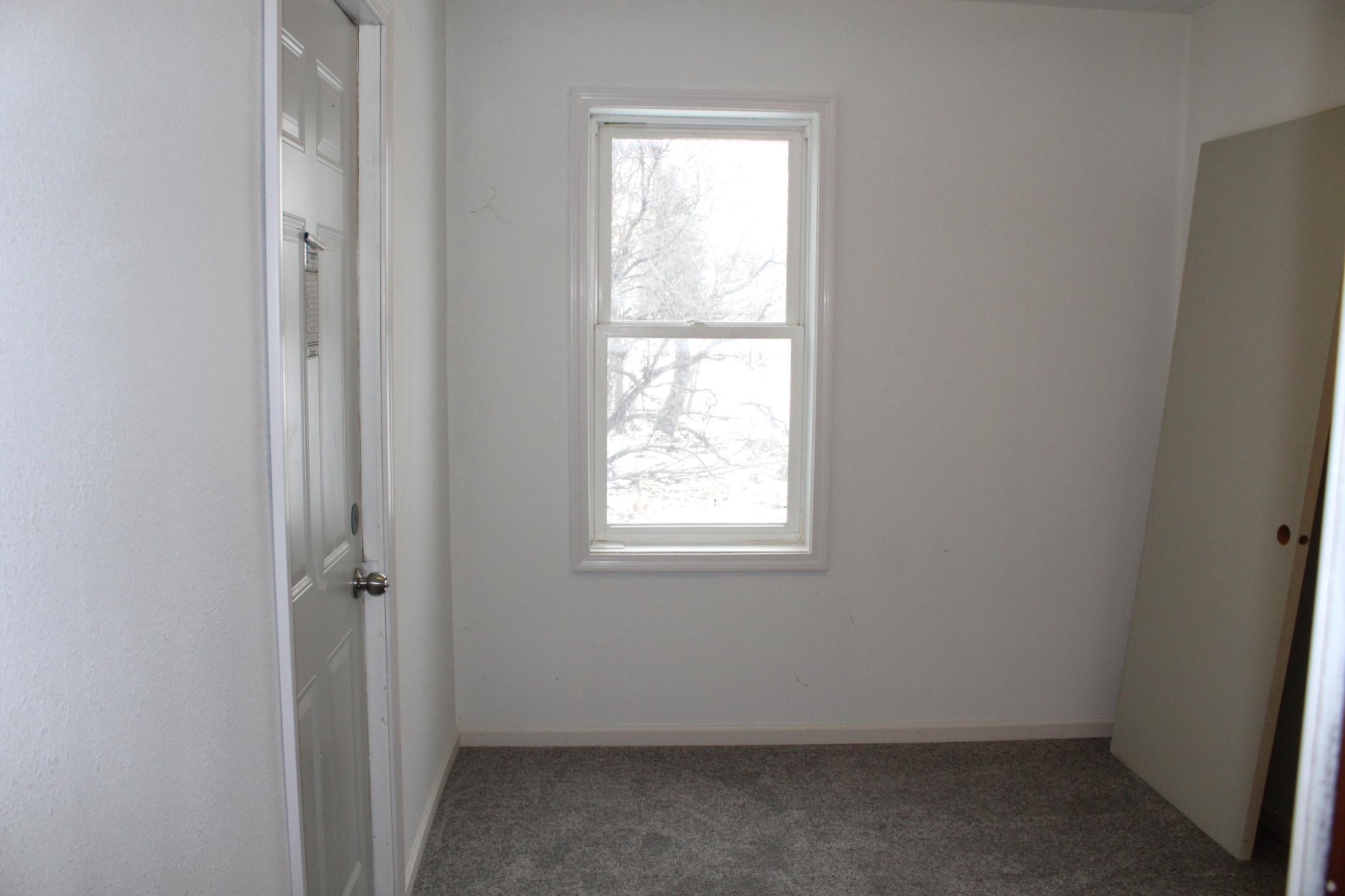 118 4th Street Southwest Staples, MN 56479 - Photo 10 of 13