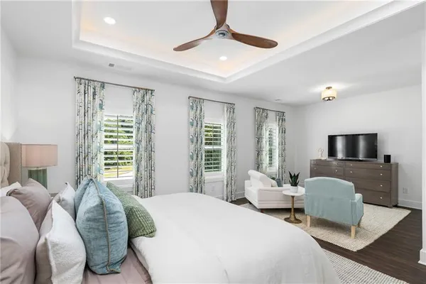 a view of a walk in closet