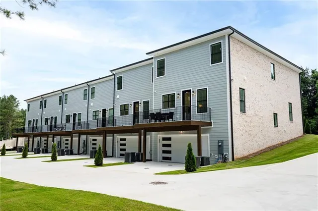 $2,995 | 173 Brush Creek Court, Stockbridge, GA 30281