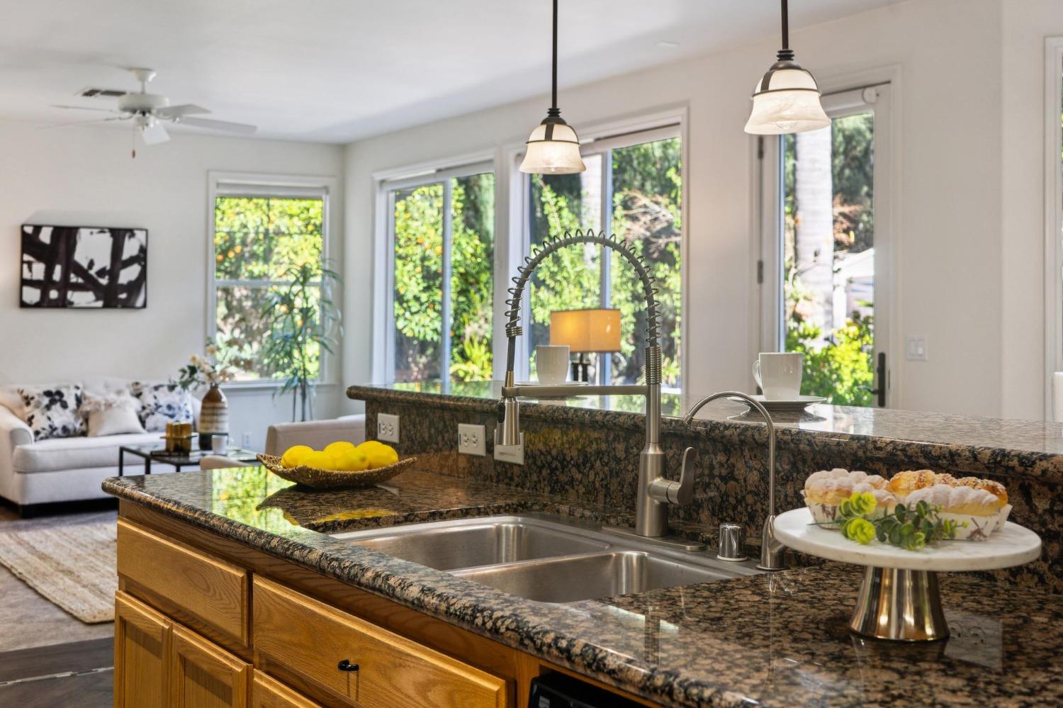 2280 Lotus Way Tracy, CA 95376 - Photo 22 of 81