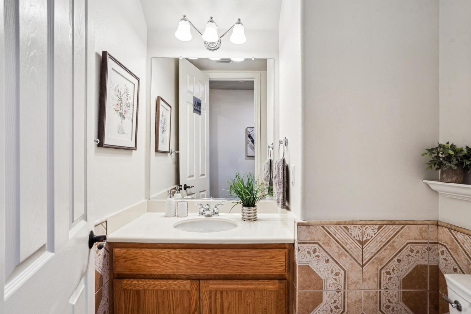 2280 Lotus Way Tracy, CA 95376 - Photo 53 of 81