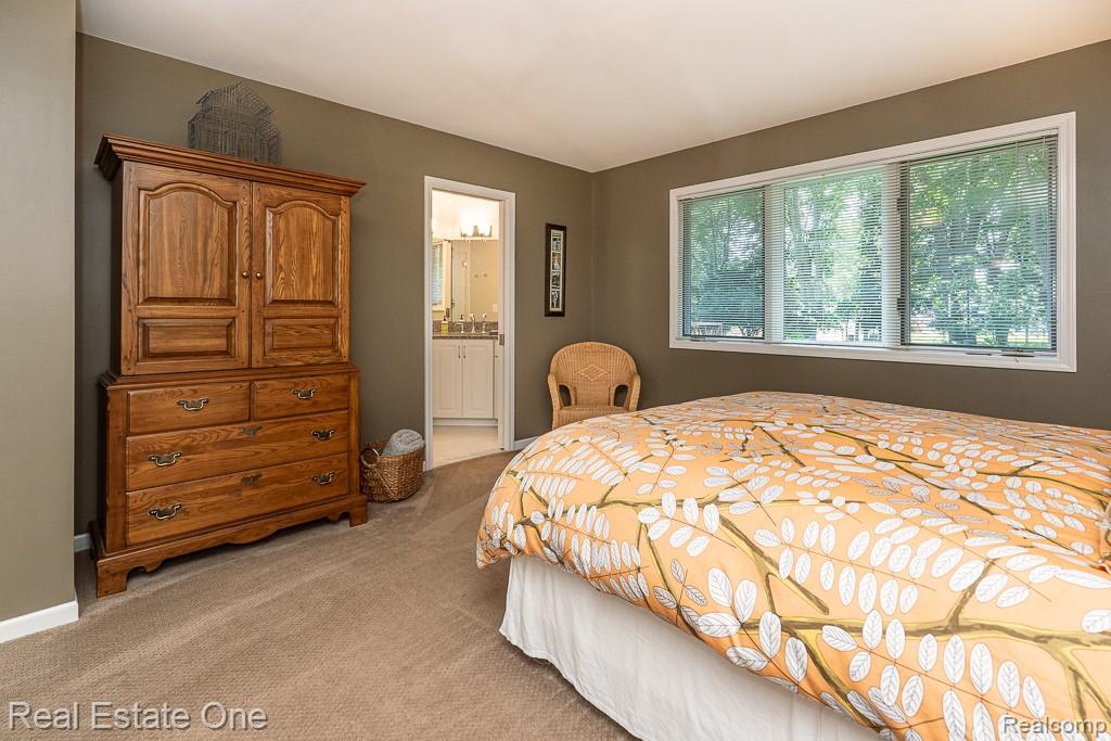471 Elmhill Road Rochester Hills, MI 48306 - Photo 15 of 34