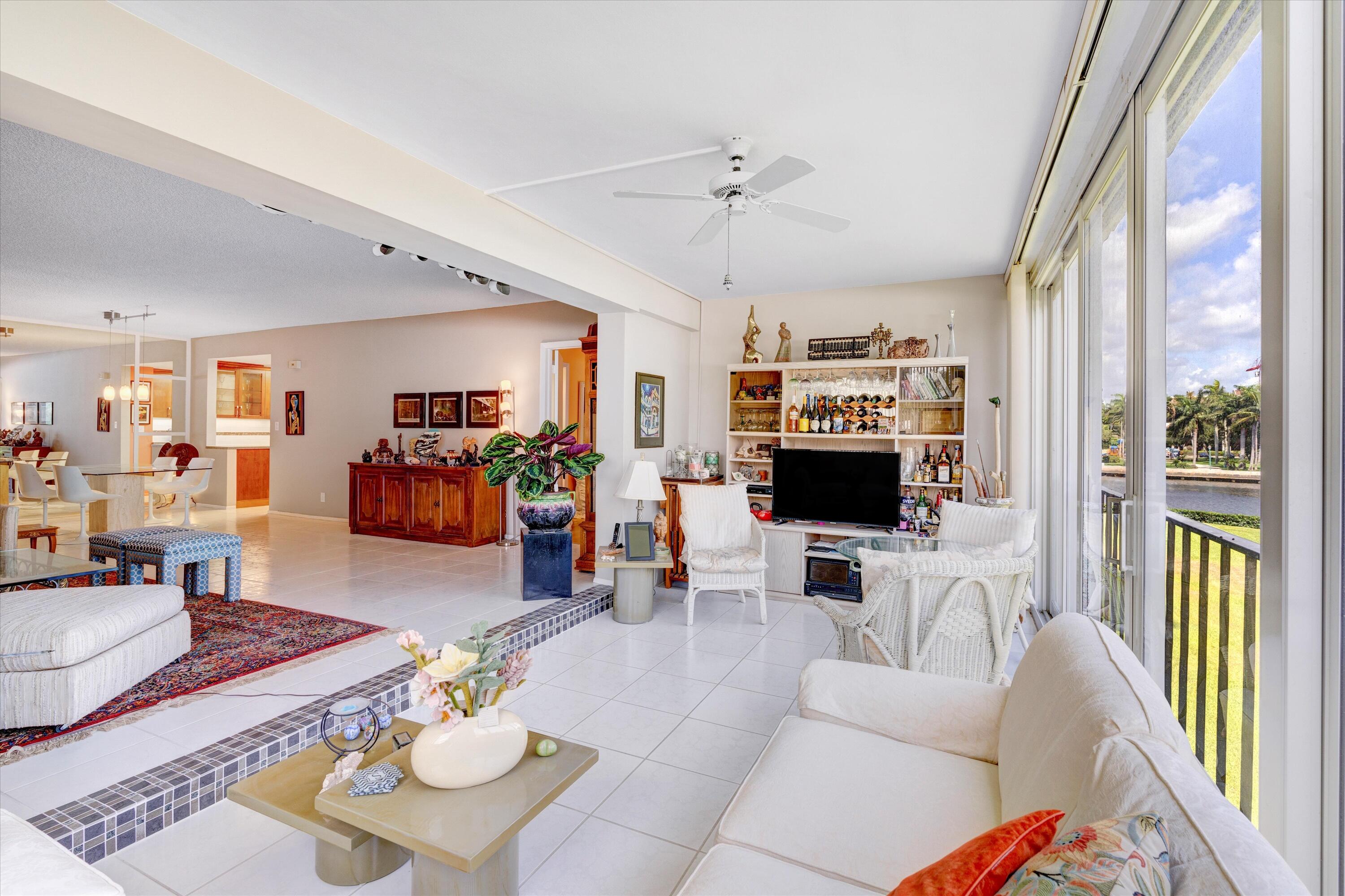 50 E Road, Unit 2C Delray Beach, FL 33483 - Photo 5 of 26 Garden View