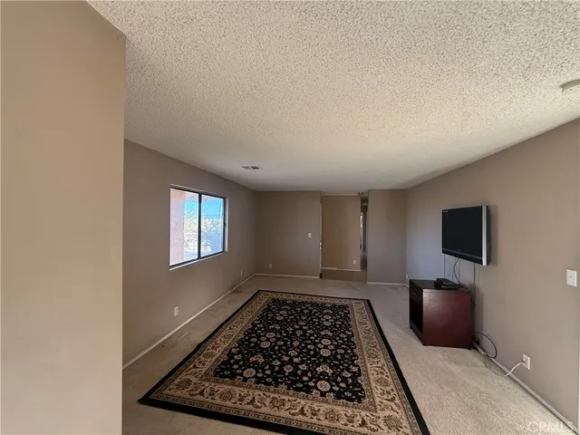 $327,750 | 243 Balboa Avenue, Mojave, CA 93501