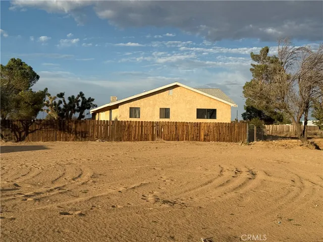 $327,750 | 243 Balboa Avenue, Mojave, CA 93501