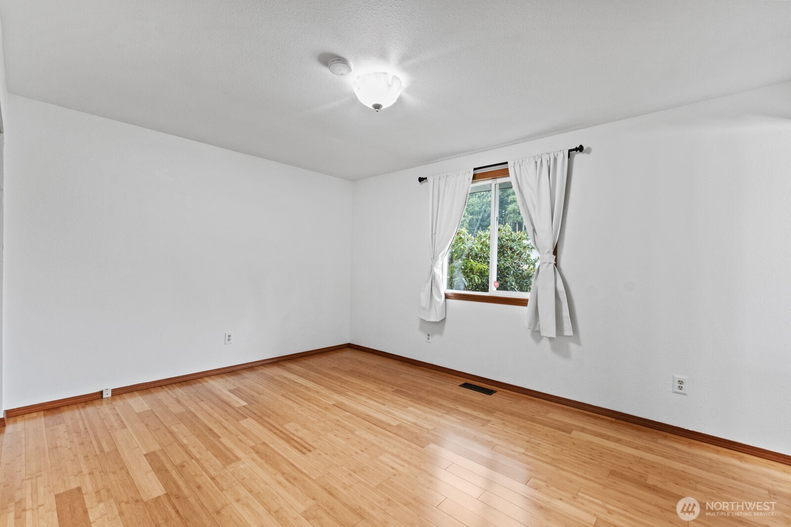 8608 9th Way Southeast Lacey, WA 98513 - Photo 19 of 33