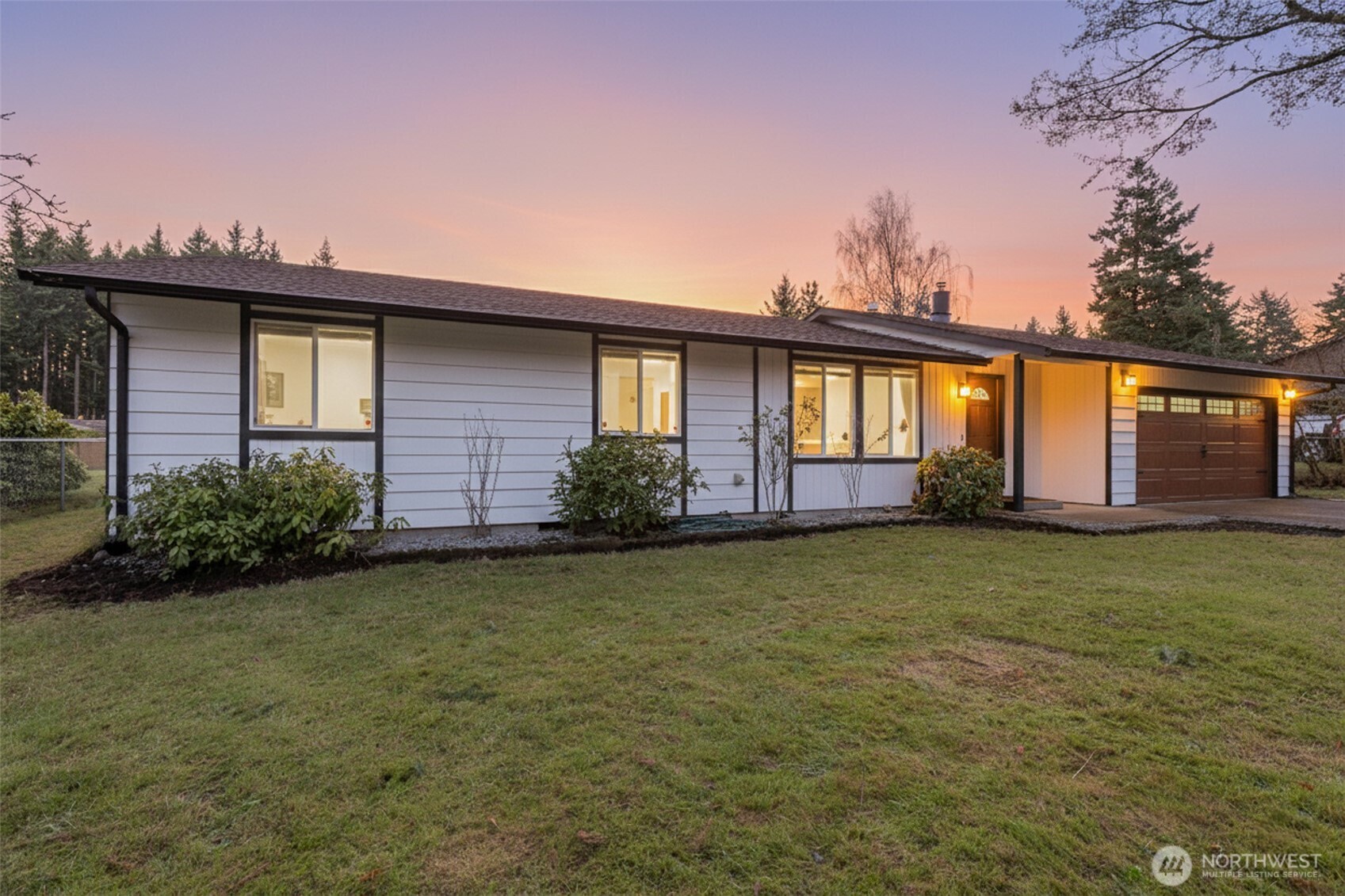 8608 9th Way Southeast Lacey, WA 98513 - Photo 2 of 33