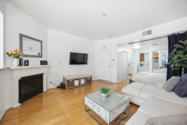 $374,000 | 620 South Gramercy Place, Unit 130, Los Angeles, CA 90010