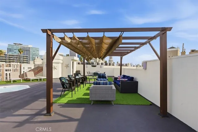 $374,000 | 620 South Gramercy Place, Unit 130, Los Angeles, CA 90010