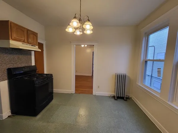 $3,200 | 19 Mora Street, Unit 2, Boston, MA 02124