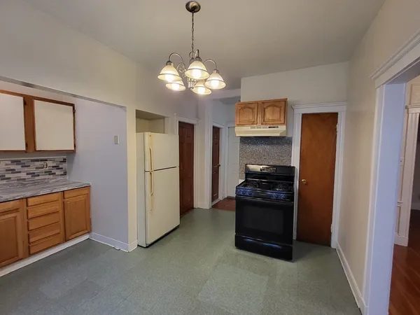 $3,200 | 19 Mora Street, Unit 2, Boston, MA 02124