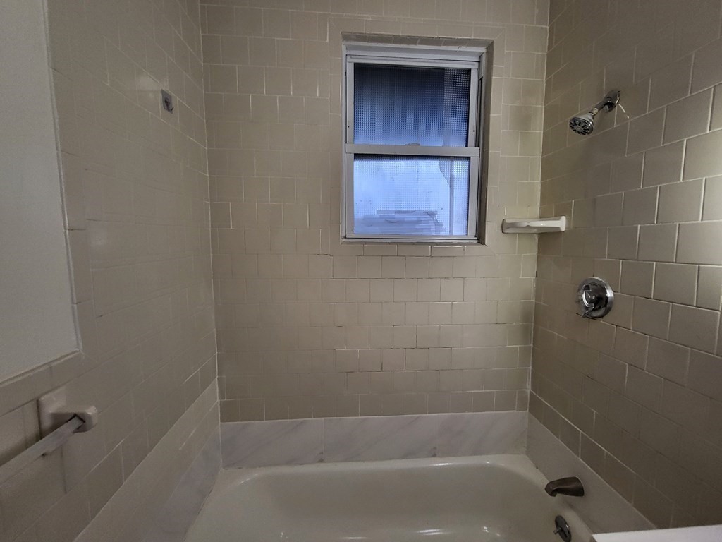 19 Mora Street, Unit 2 Boston, MA 02124 - Photo 19 of 20