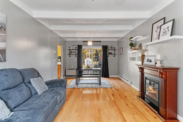 $285,000 | 86 Pinecrest Drive, Unit 1E, Essex, VT 05452