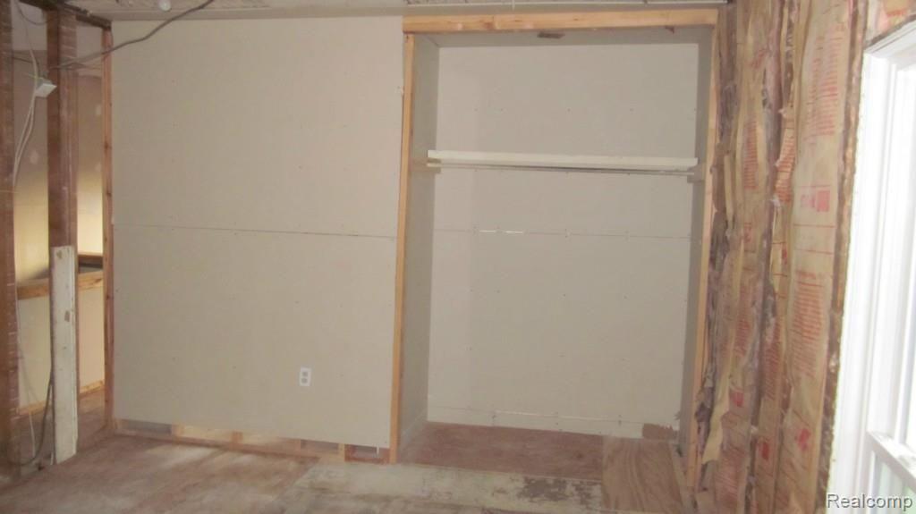 5353 Lapeer Road Burton, MI 48509 - Photo 18 of 24 IMG_3342.jpg