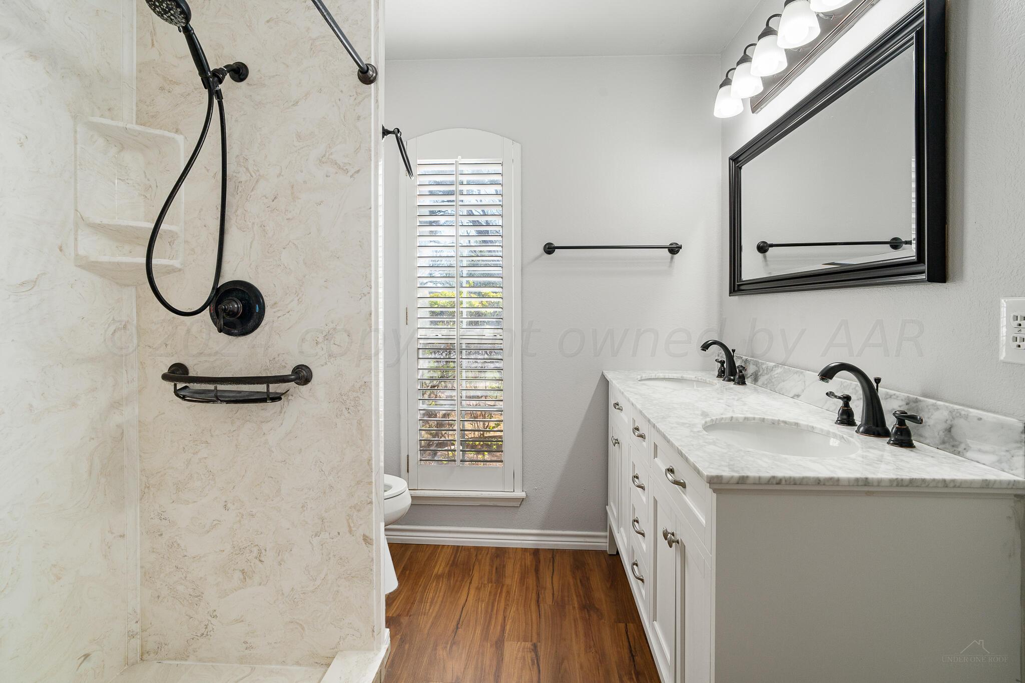 7900 Reward Place Amarillo, TX 79119 - Photo 15 of 31 Main Bathroom