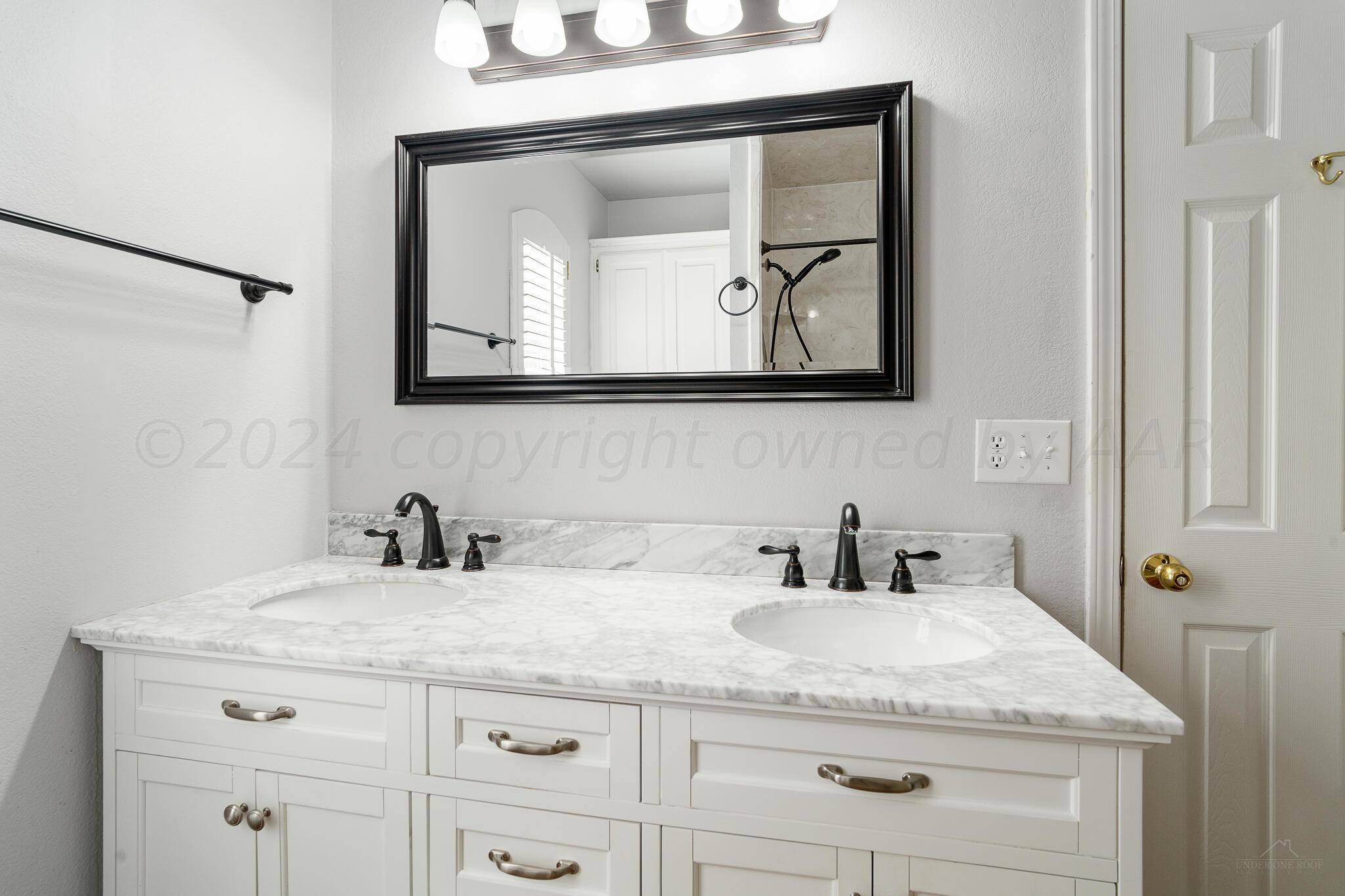 7900 Reward Place Amarillo, TX 79119 - Photo 16 of 31 Main Bathroom View 2