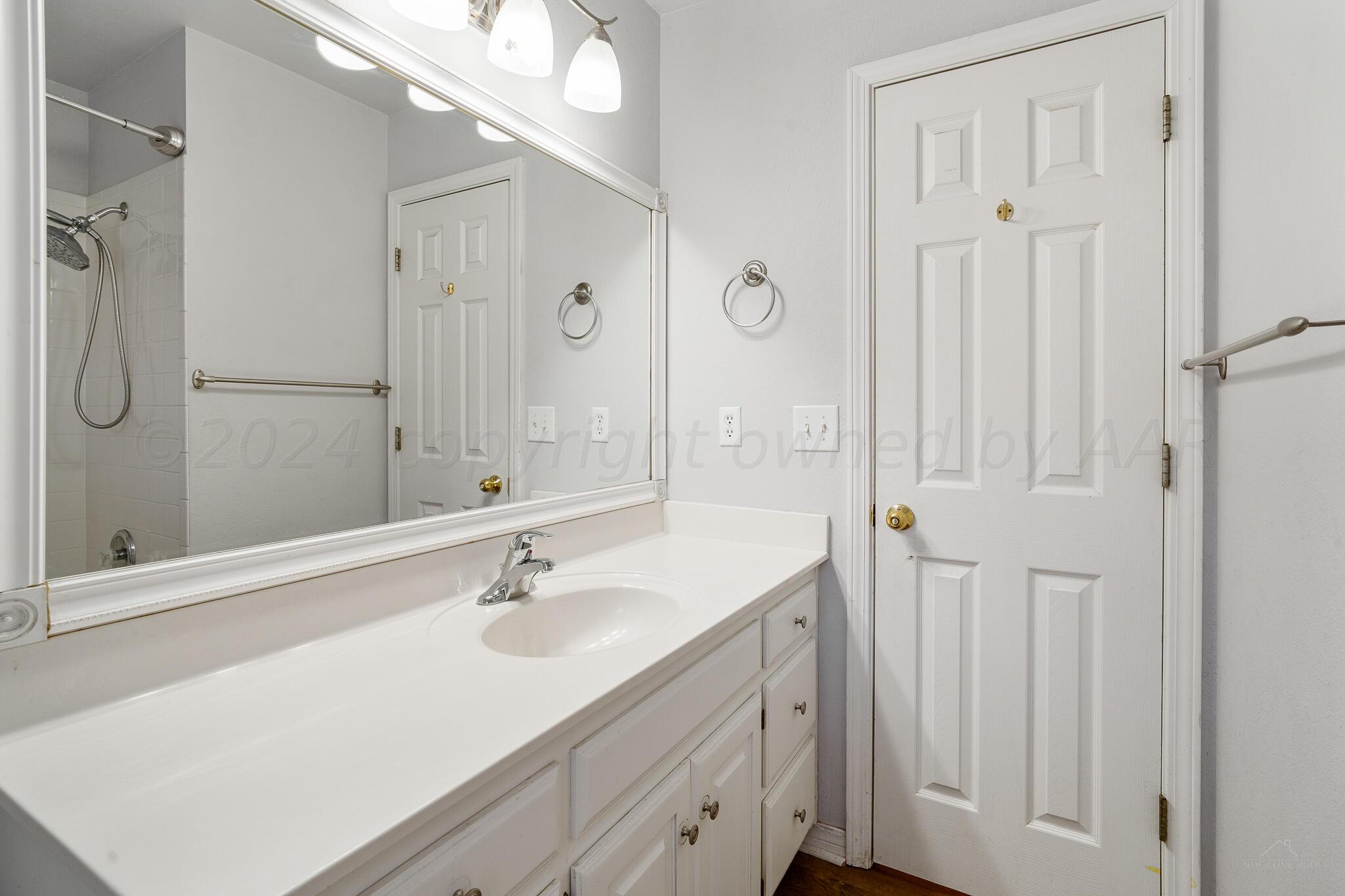 7900 Reward Place Amarillo, TX 79119 - Photo 22 of 31 2nd Bathroom View 3