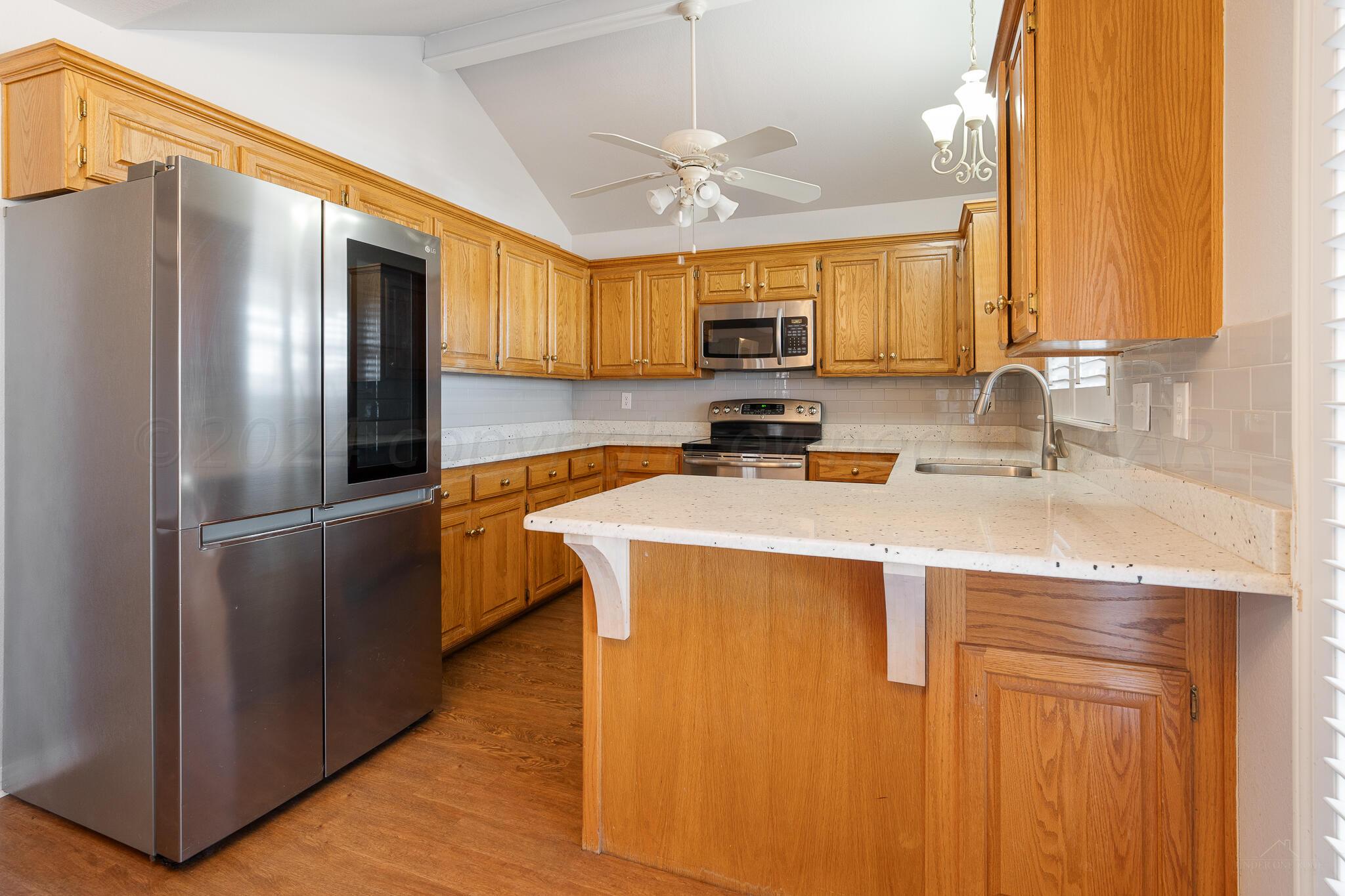 7900 Reward Place Amarillo, TX 79119 - Photo 8 of 31 Kitchen