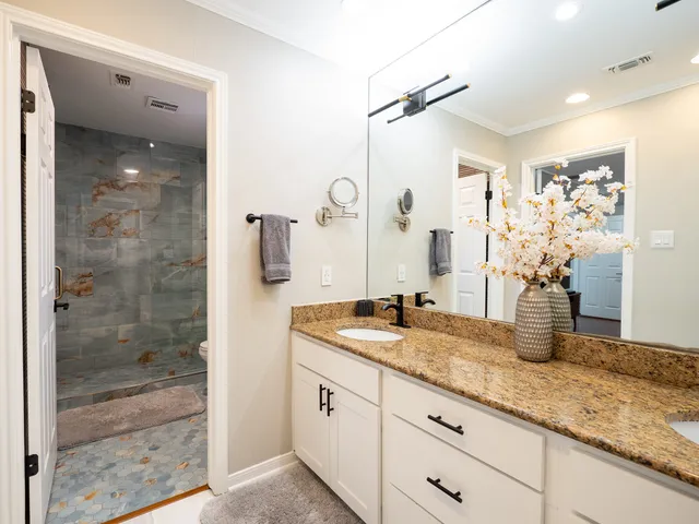 $6,900 | 2110 Wychwood Drive, Austin, TX 78746