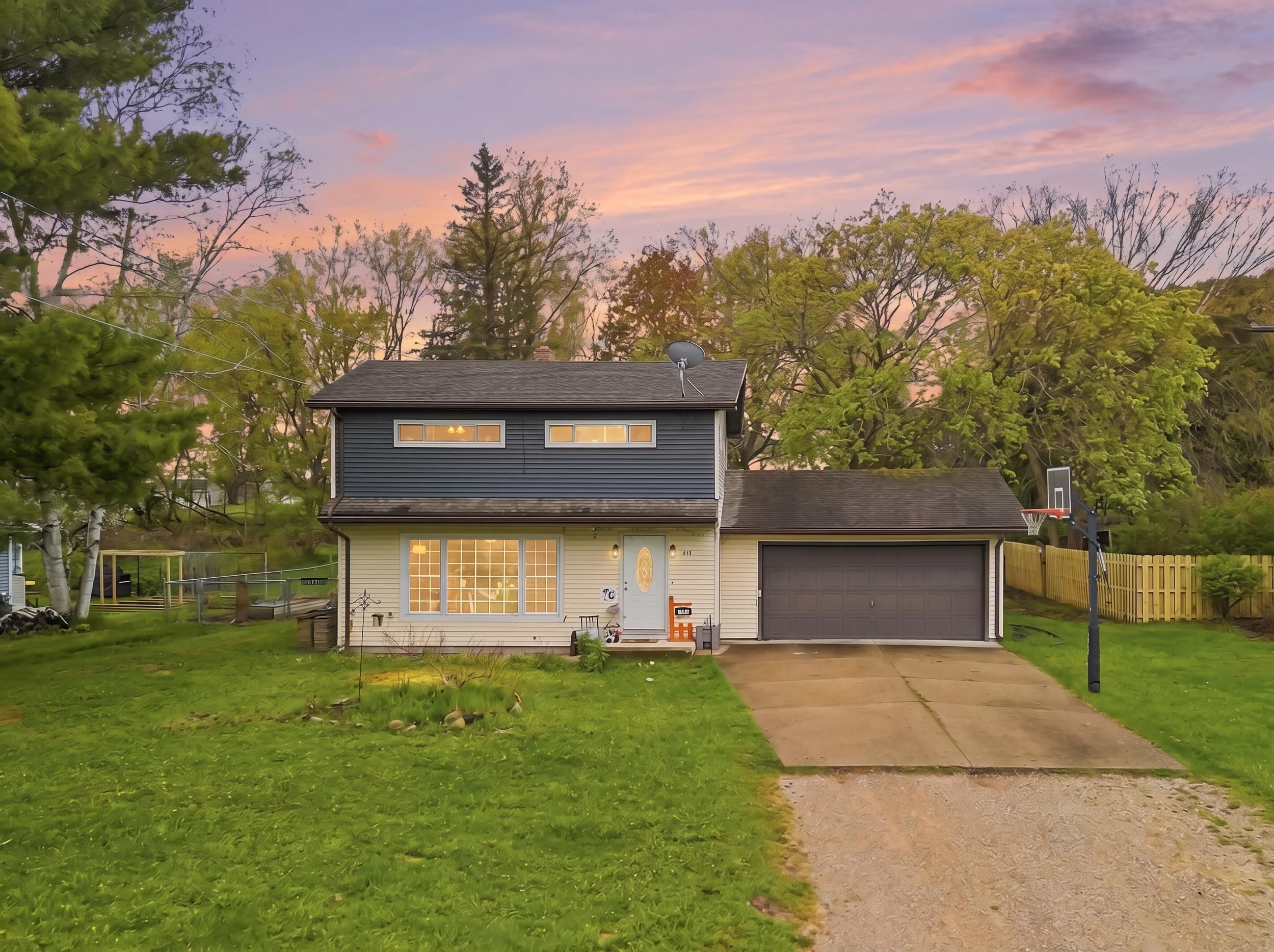 413 West Church Avenue Reed City, MI 49677 - Photo 3 of 44 1_b-1_twilight_0932411c