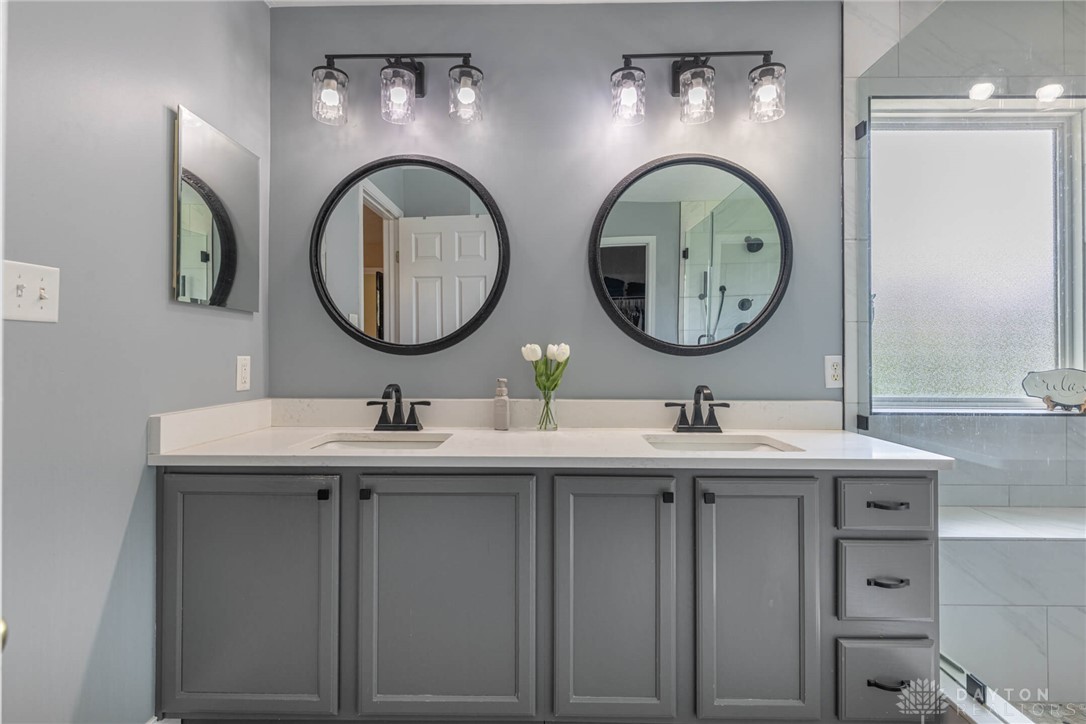450 Null Boulevard Springboro, OH 45066 - Photo 7 of 41