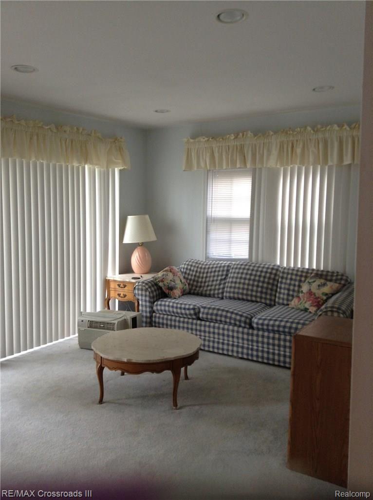1455 Triangle Lake Road Howell, MI 48843 - Photo 12 of 18 IMG_0160.JPG