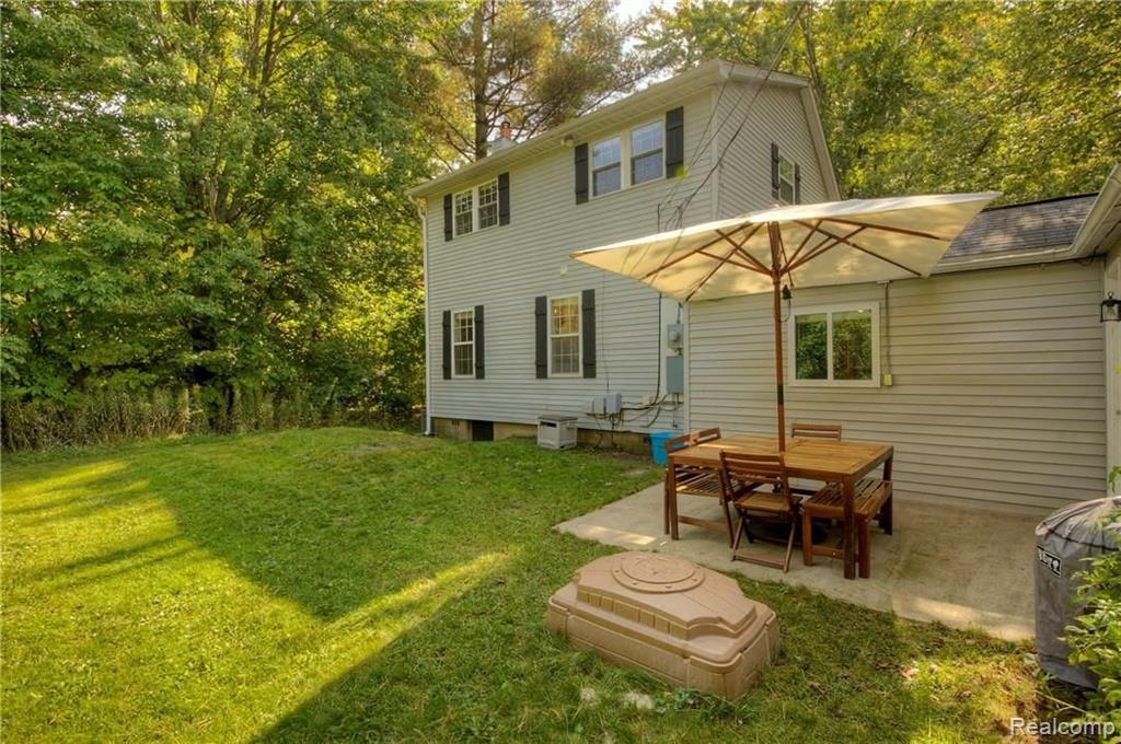 39510 Koppernick Road Canton, MI 48187 - Photo 29 of 31