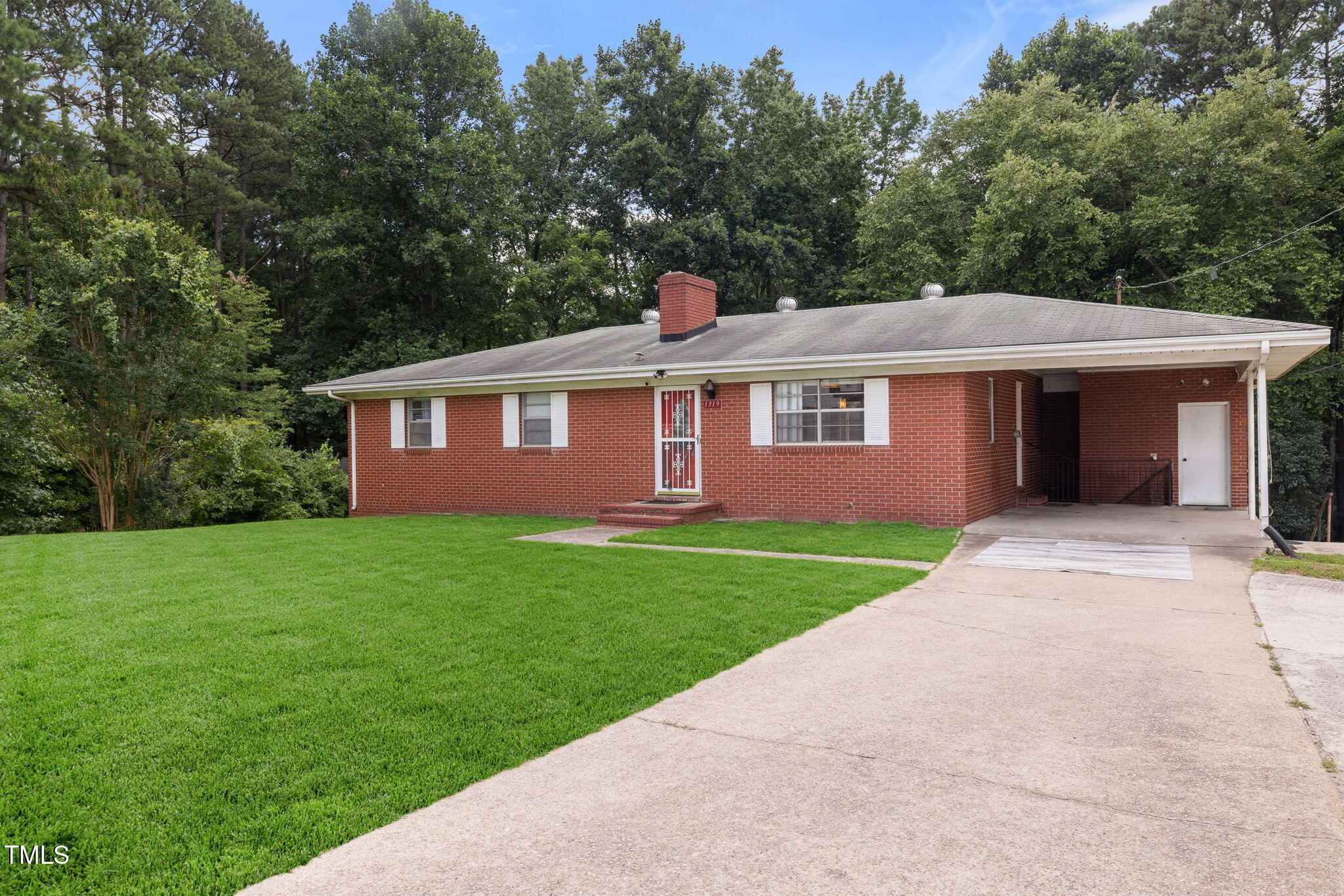 1319 Legend Road Raleigh, NC 27603 - Photo 37 of 38 5-web-or-mls-DX3A7408 (2)