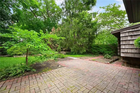$795,000 | 6000 Reinhardt Drive, Fairway, KS 66205