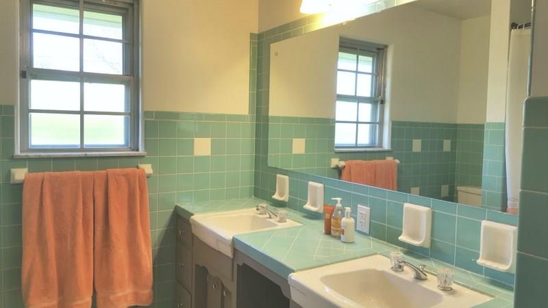6416 Harbridge Road Indianapolis, IN 46220 - Photo 13 of 21 Gallery Image 13
