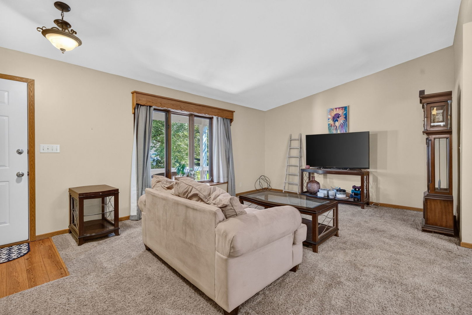 102 Roma Court Toluca, IL 61369 - Photo 2 of 44