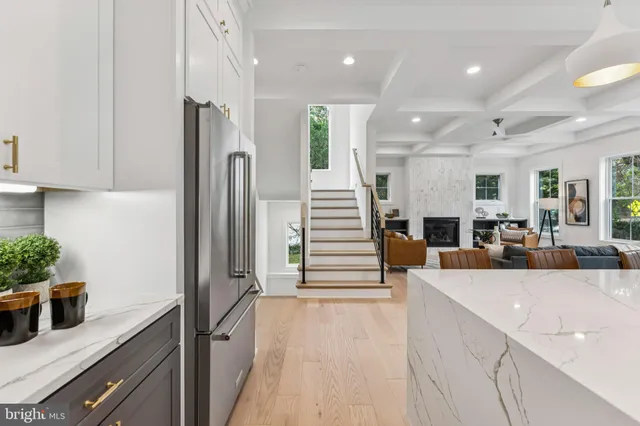 $1,849,000 | 5017 17th Street North, Arlington, VA 22207